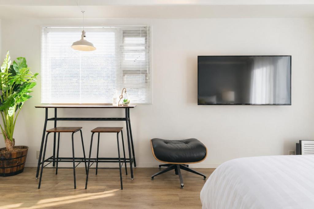 5D Guest House INFINITY
