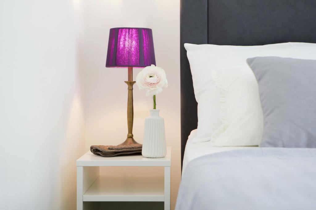 Łóżko lub łóżka w pokoju w obiekcie Premium Class Apartments