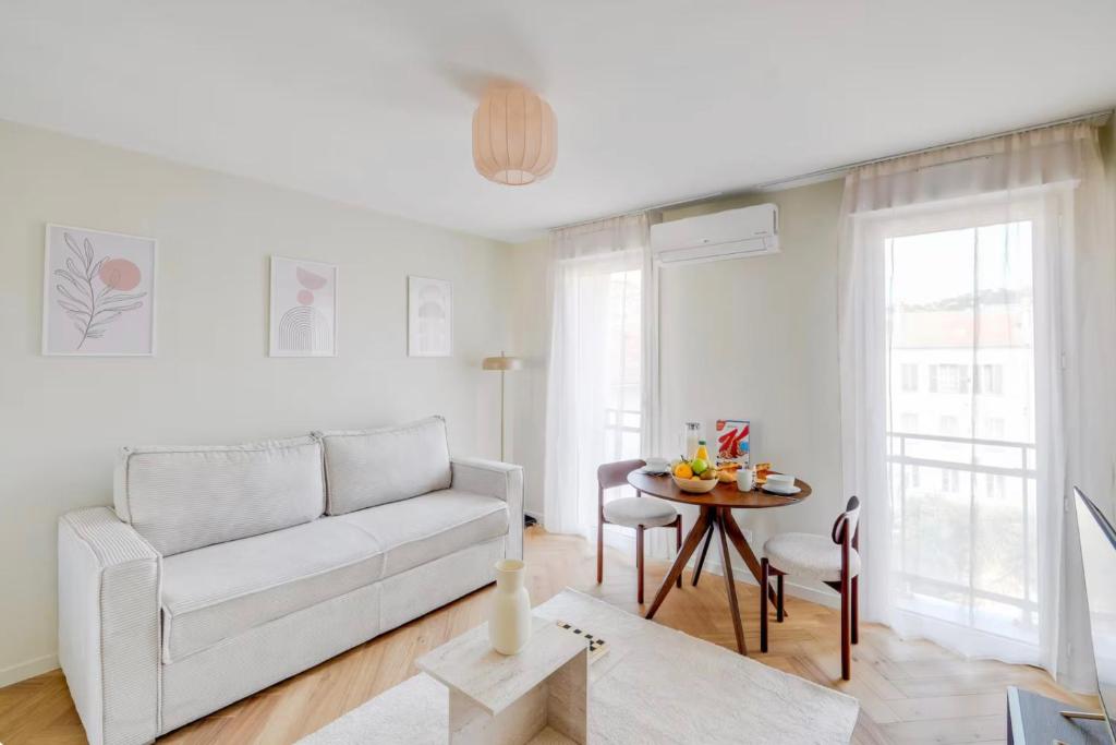 17 BOUC - Cozy renovated studio 700m from Croisette - Palais