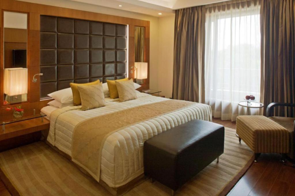 امکانات Hotel Urban Seven Inn Grand Near IGI Airport Delhi - تصویر ۴