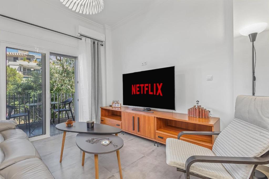 Stylish & Bright apartment in the Heart of Glyfada