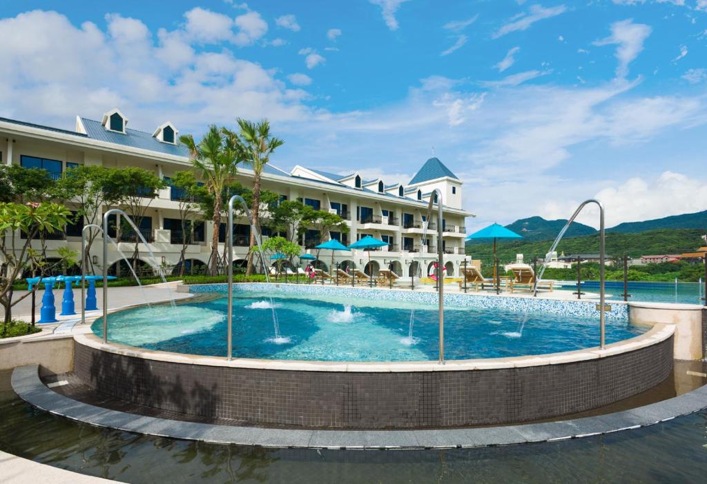 Bazén v ubytování Fullon Hotel Fulong nebo v jeho okolí