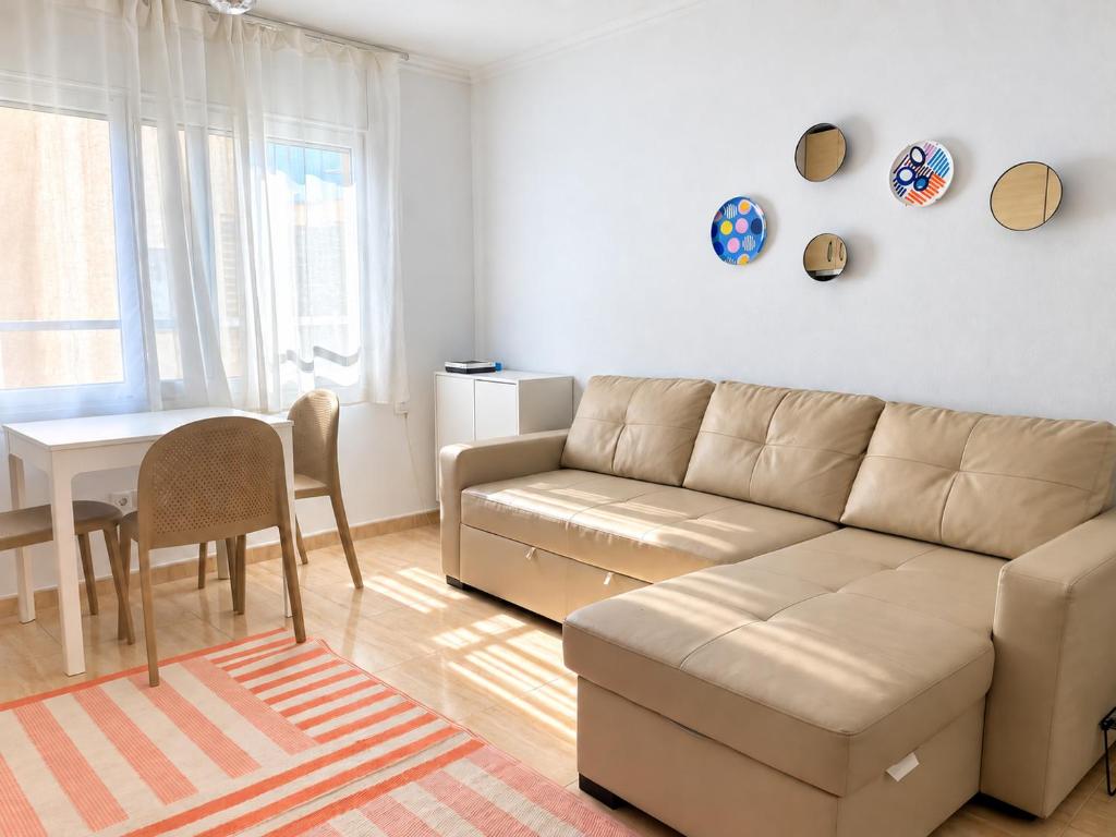 Sènia Central Apartment, Lloret de Mar - 4 Min Walk to the Beach