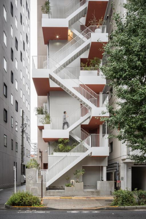 HUBEX Akihabara