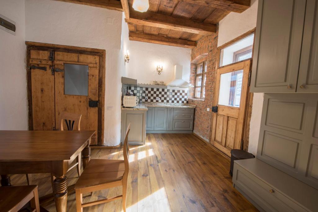 Casa Veche - Resim 38