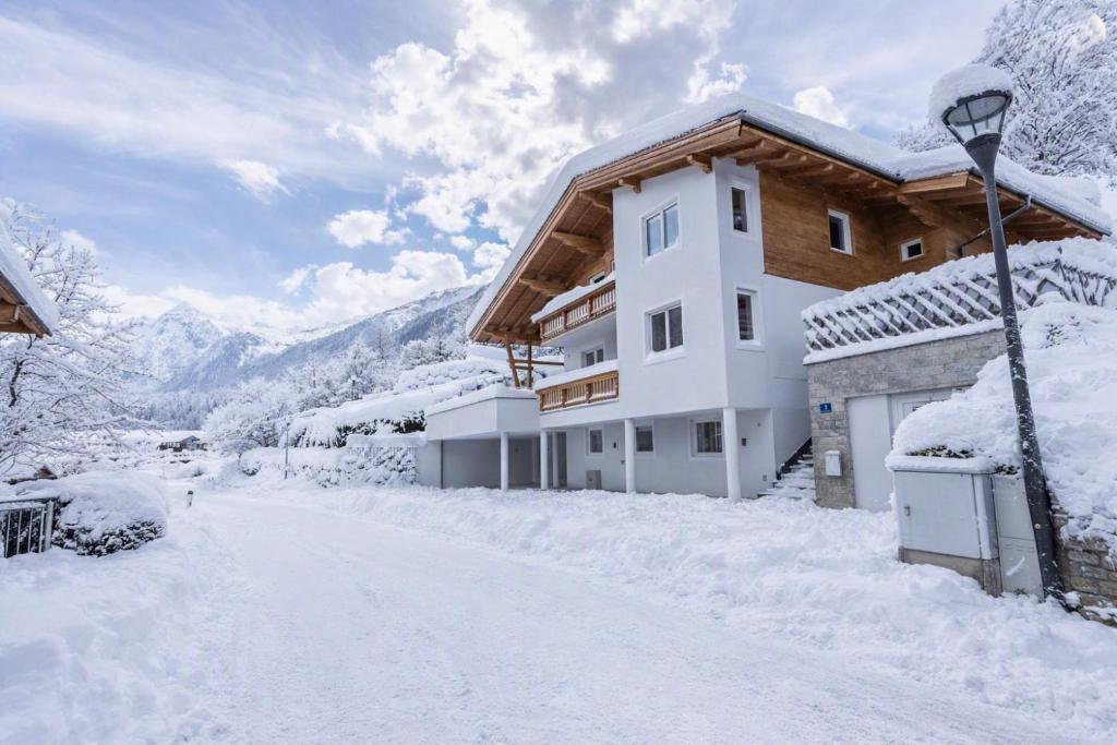 HAUS ALMKREEK with Summer Card & all-year Mobility Card