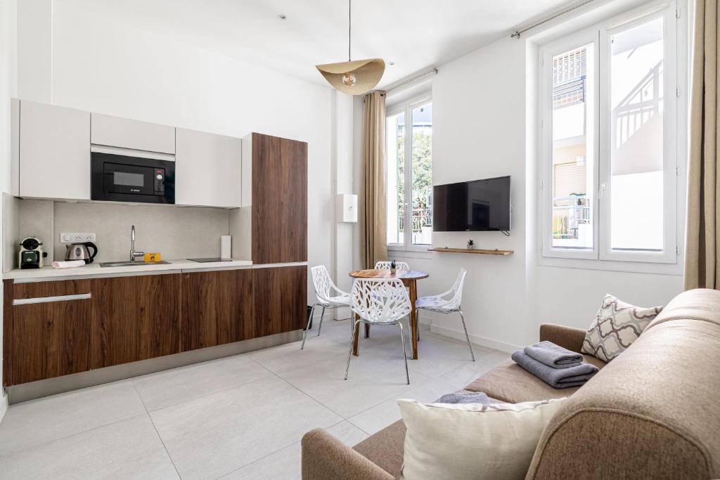 MERO CROIS - 1-bedroom apartment on foot to Palais and beaches