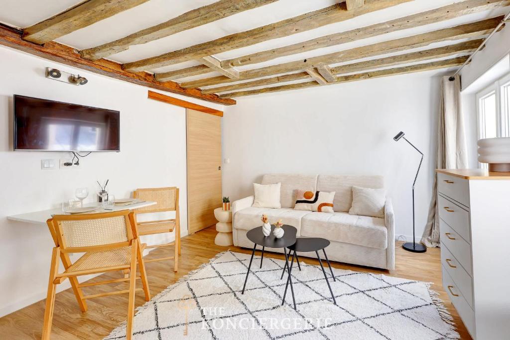 Studio refait a neuf coeur du Marais
