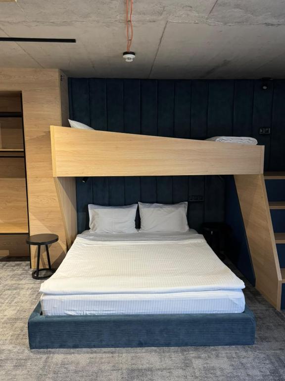 IQ Hotel photo 2