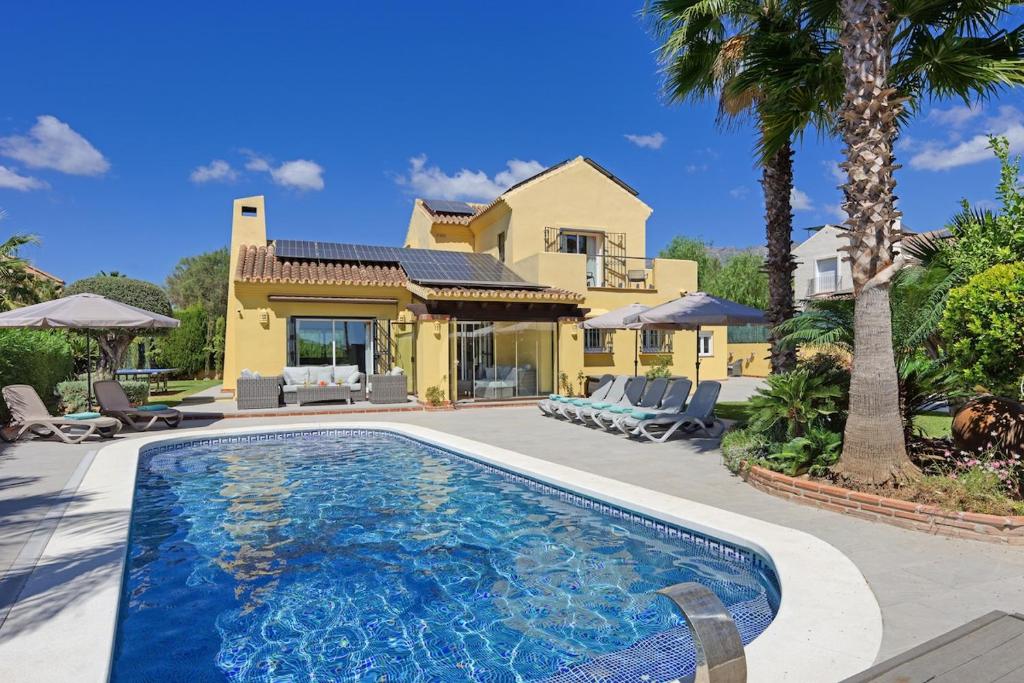 Villa Morera - Beautiful family villa with pool