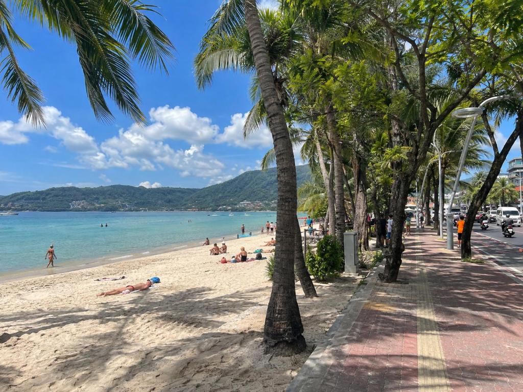 تصویر اتاق‌های Sunray Beach Hotel Patong - تصویر ۲
