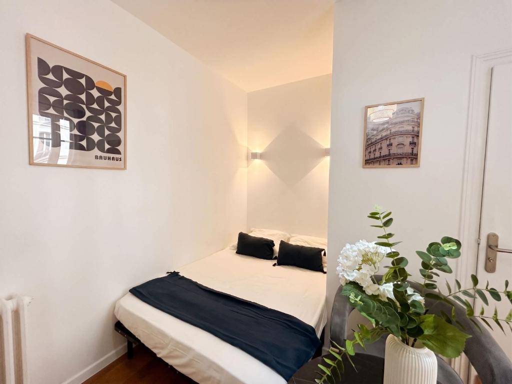 New 103 Suite Mireille - Cosy Apartment Paris Center