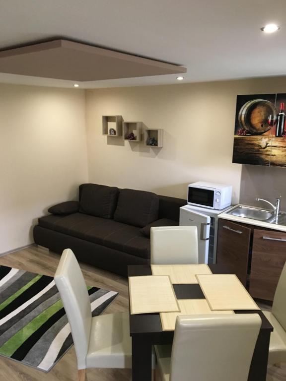 BB Apartman 7773 Villány, Oportó utca 2. kép - 1