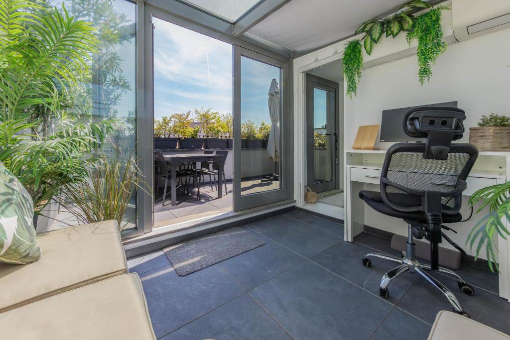 Penthouse - Terrace - 3 min to Metro - Central Station