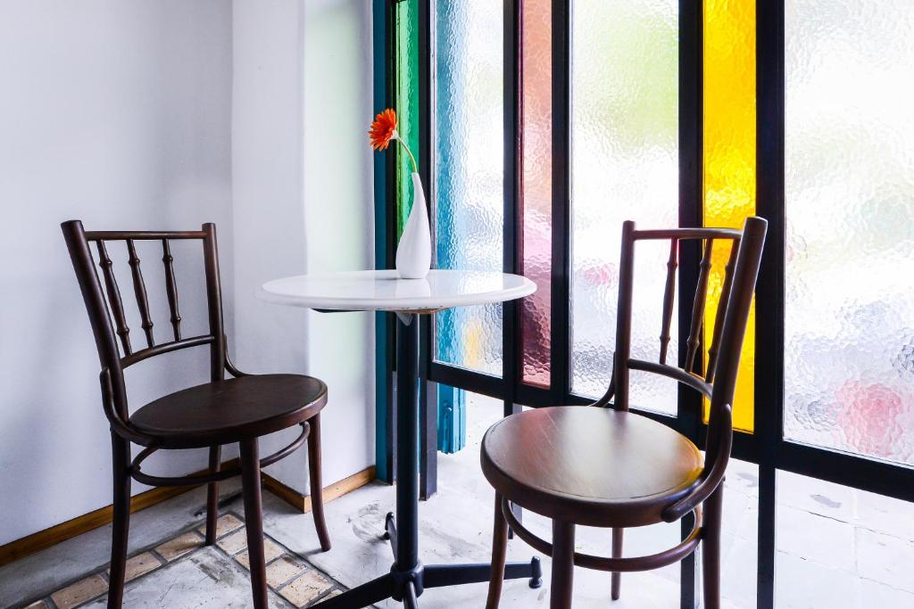 Neighbor Phuthon - 8