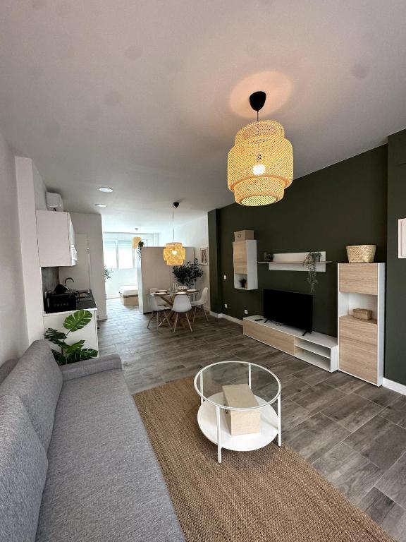 Newly renovated apartment in downtown Madrid