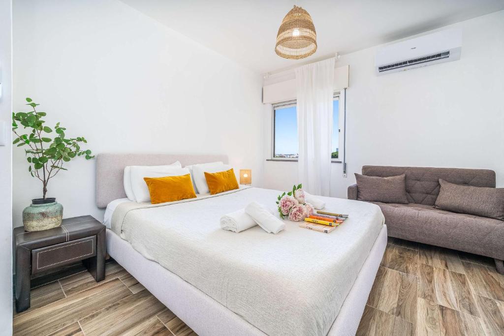 Freshly Renovated Flat in Portimao by HostWise