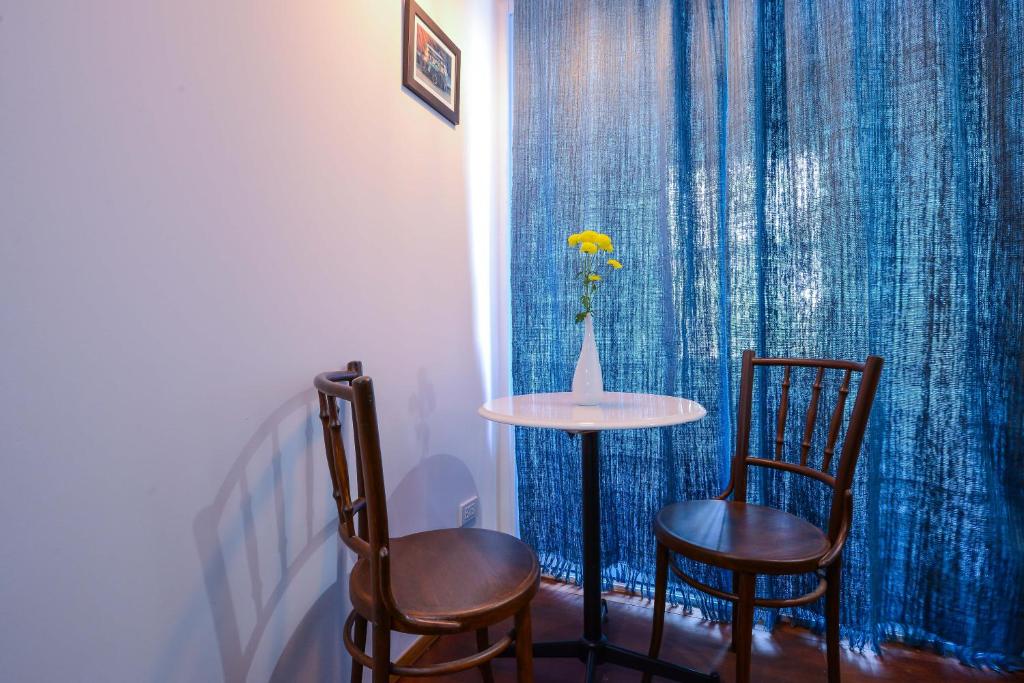 Neighbor Phuthon - 14