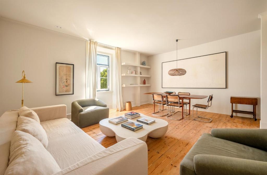 Bleisured - 3 BR DESIGN APARTMENT IN CAMPO DE OURIQUE