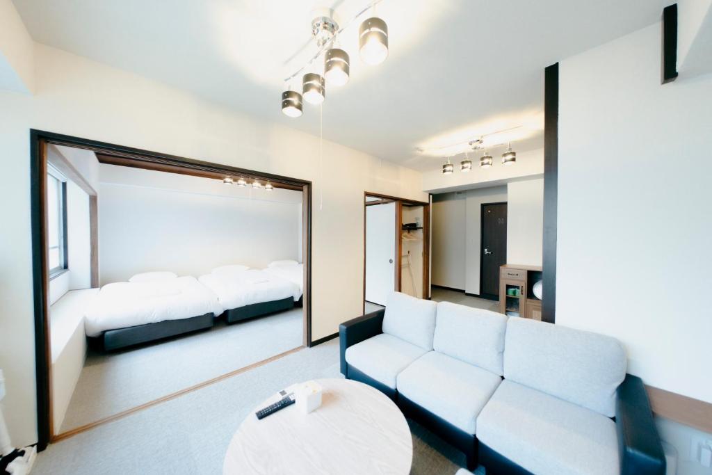 Tasone Stay OSAKA NHB202
