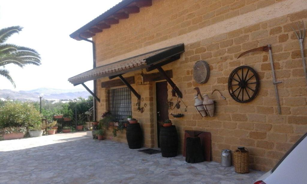 Booking.com: Casa vacanze La Casa degli Ulivi , Villaggio Mosè, Italia .  Prenota ora il tuo hotel!