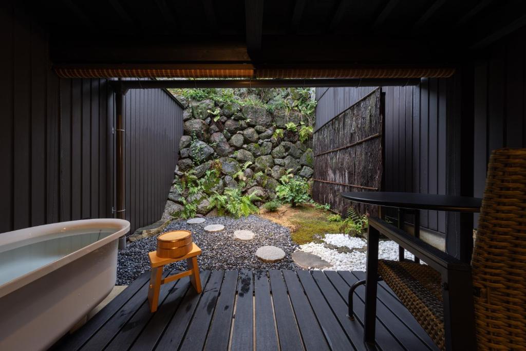 Tsuki-Akari Takayama - Japanese Traditional House with Open-air Bath