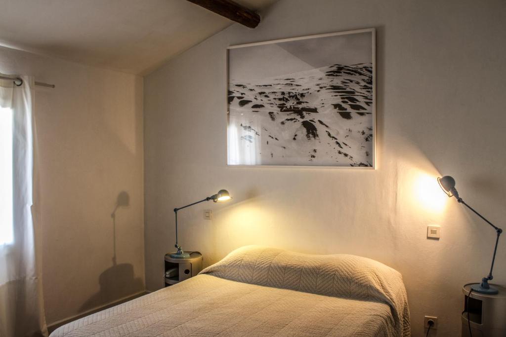 Postel nebo postele na pokoji v ubytování Hotel Burrhus