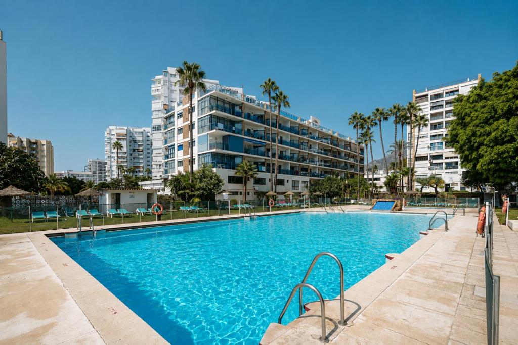 Apartamentos MS Puerto Marina, antes MS Pepita - Housity