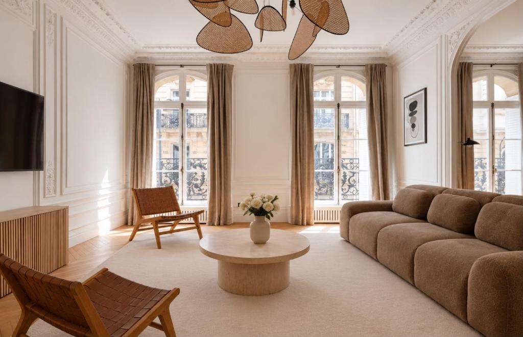Hausmannian Appartment - Paris Trocadero