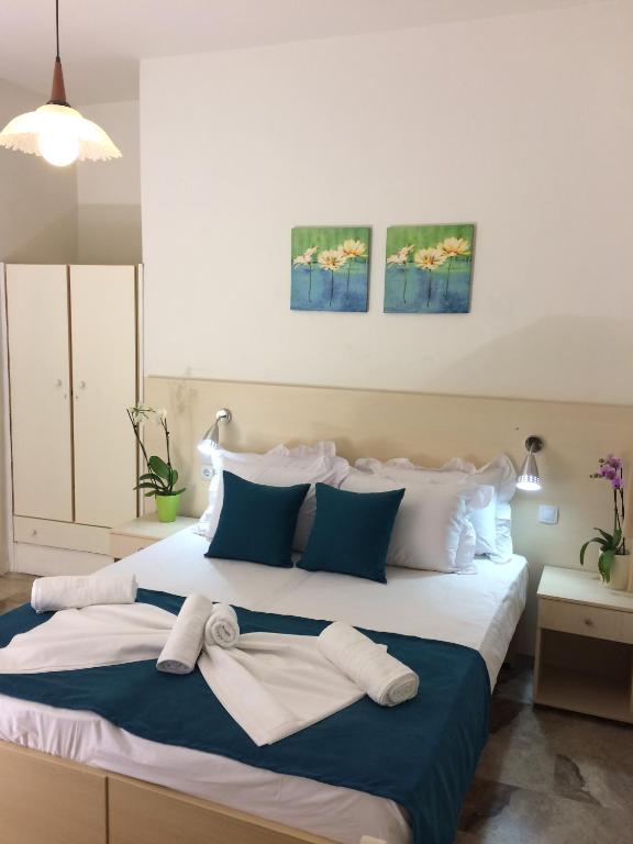 Creta Sun Studios - 13