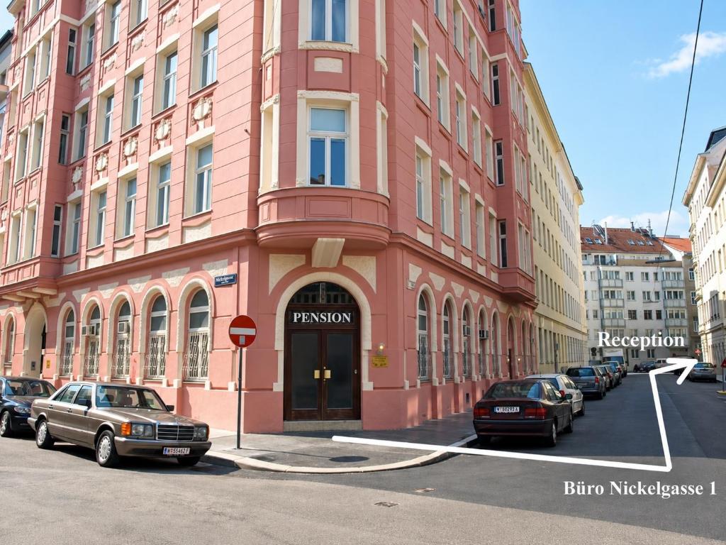 מלון ליכטנשטיין אפרטמנטס - Hotel Liechtenstein Apartments II – תמונה 1