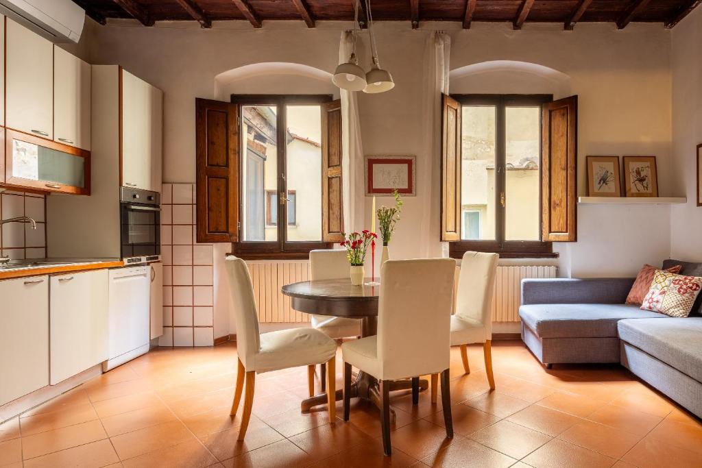 Casa Brunelleschi by Maison Florence