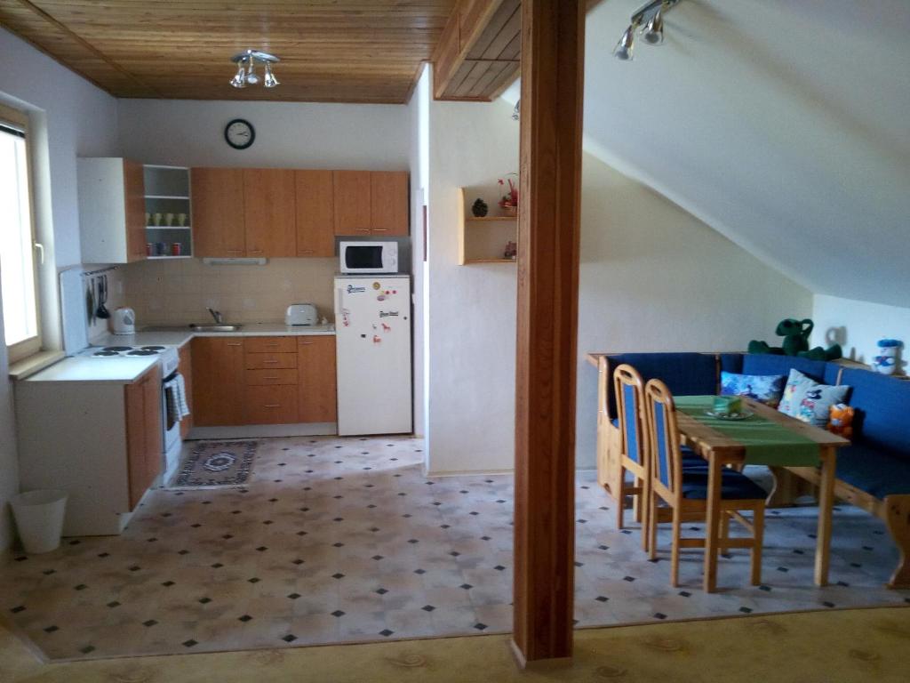Kuchyň nebo kuchyňský kout v ubytování Penzion Lida