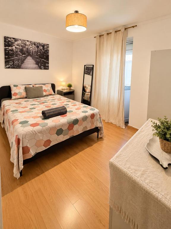 Charming Double Room Campo de Ourique