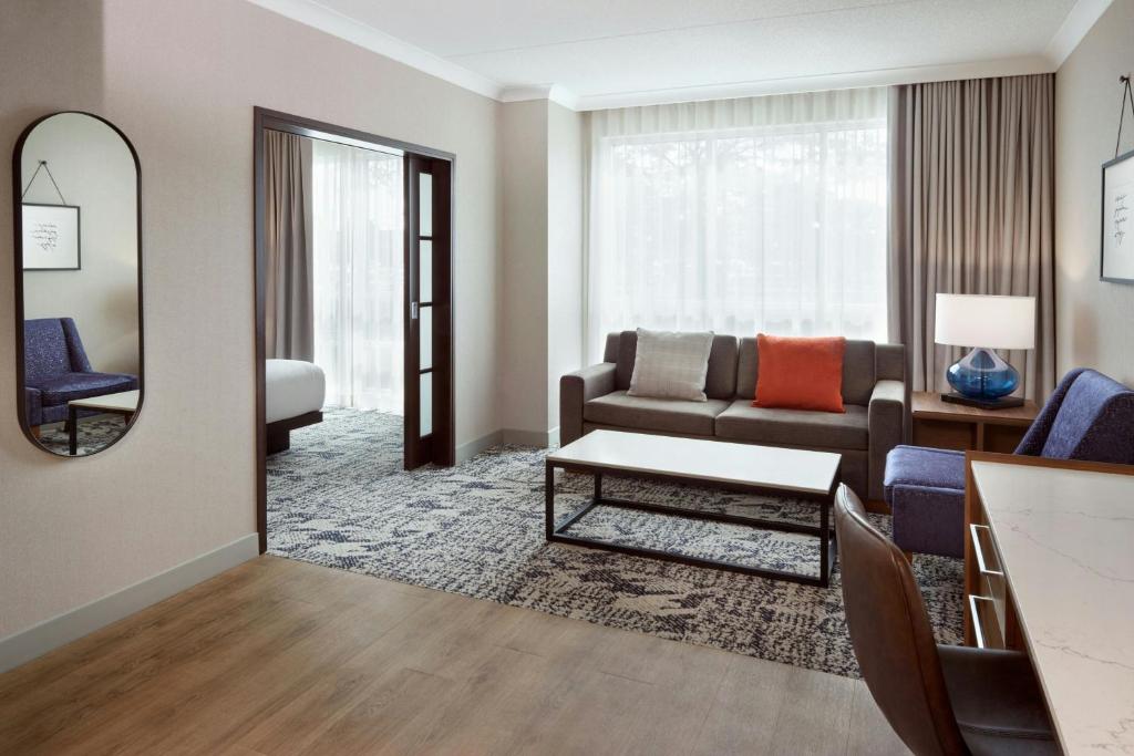 Four Points by Sheraton London - 