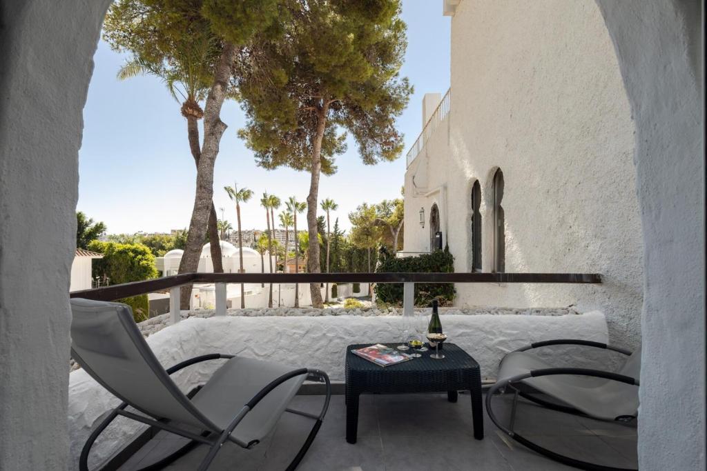 Puerto Banús Duplex Penthouse with Rooftop Terrace