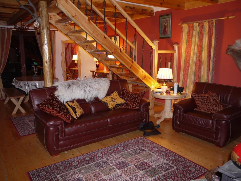 A seating area at Zabljak Panoramic View Lodge