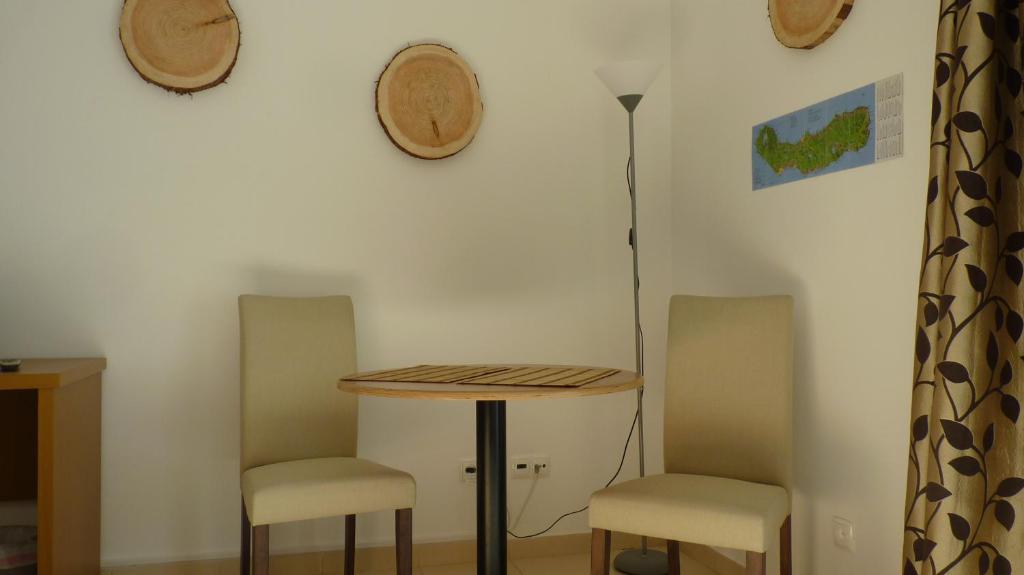 AZORES GARDEN HOUSE - Suites B&B and Private Apartments - Self Access KEYBOARD - 6