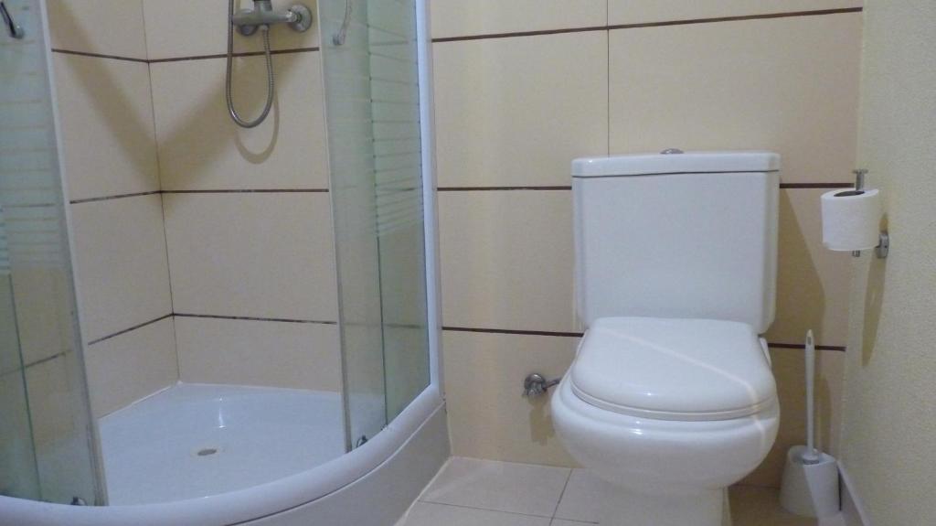 AZORES GARDEN HOUSE - Suites B&B and Private Apartments - Self Access KEYBOARD - 8