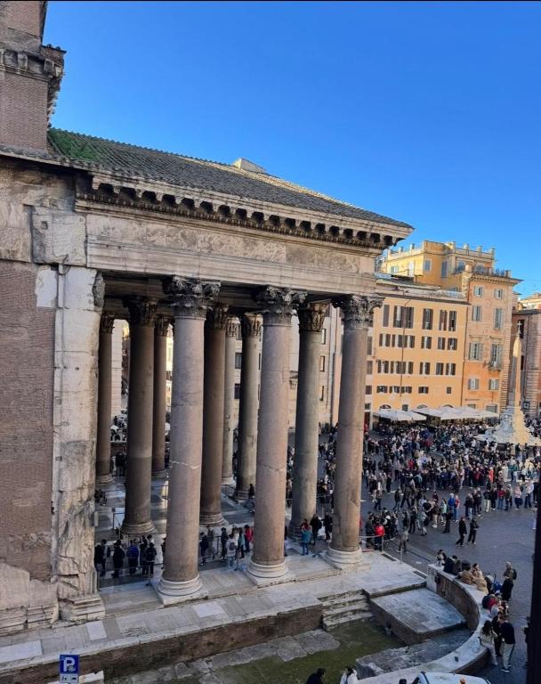 Pantheon Grand View