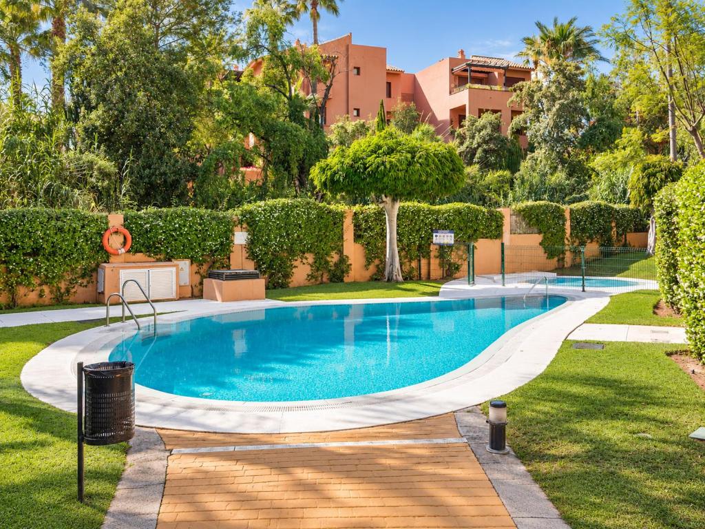 GuestReady - Marbella vibes with pool
