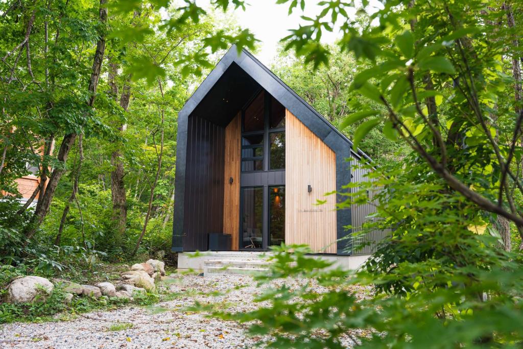 Birdcall Chalet by Jade Villa