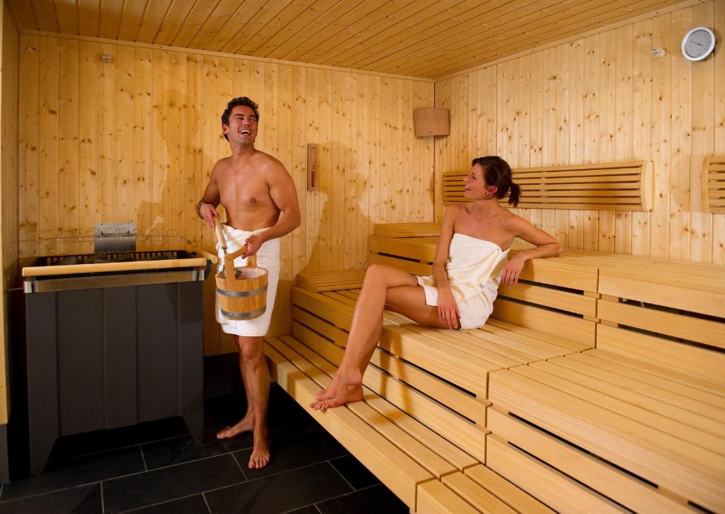 Hostia v ubytovaní Hotel Roslehen