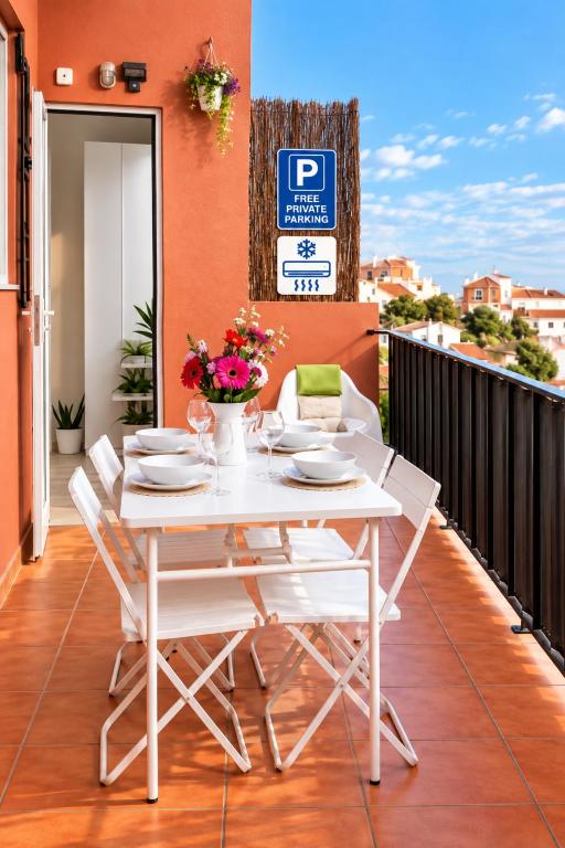 27 À GRAÇA, Free Private Parking and Balcony