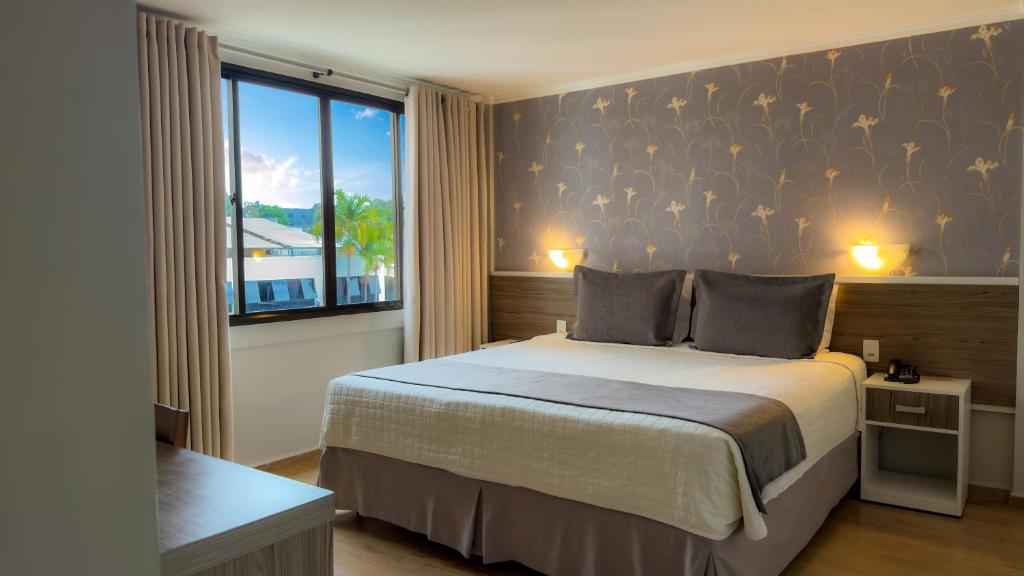 Foz Plaza Hotel - 