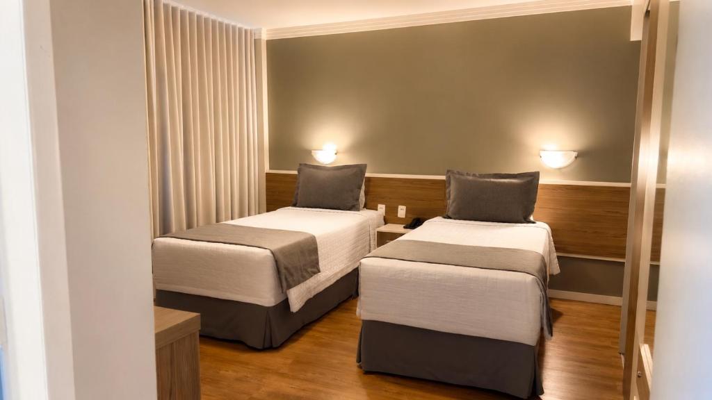 Foz Plaza Hotel - 