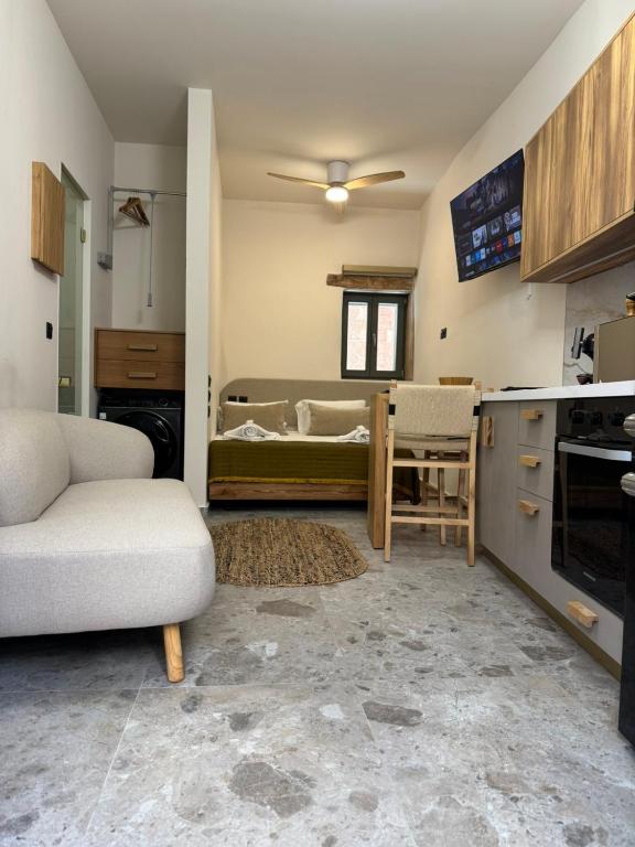 Casa Bene House