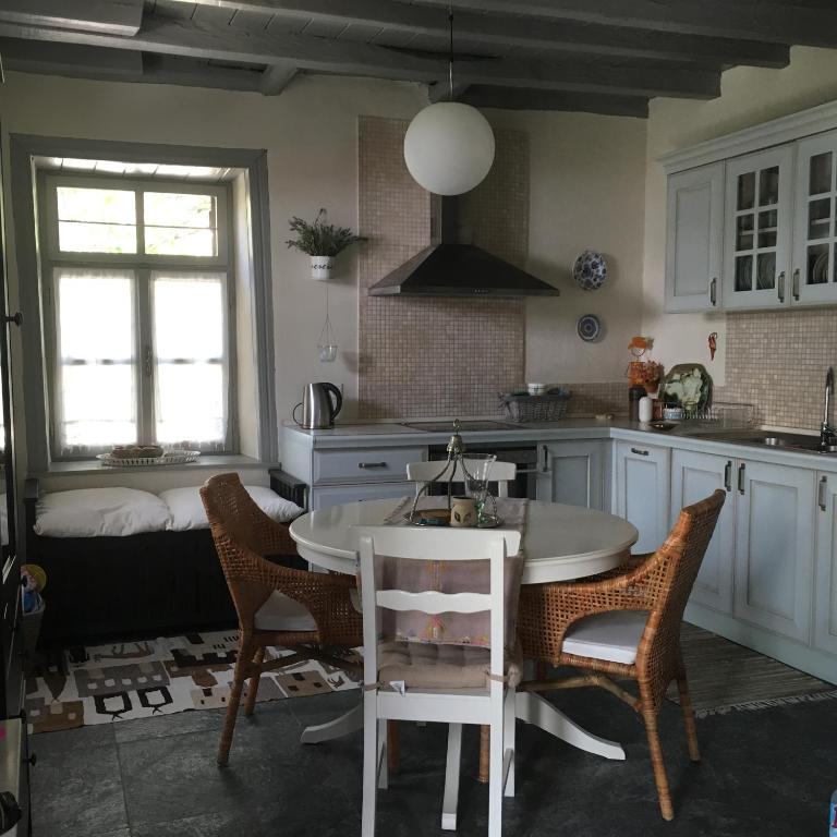 A kitchen or kitchenette at Charming Stone House