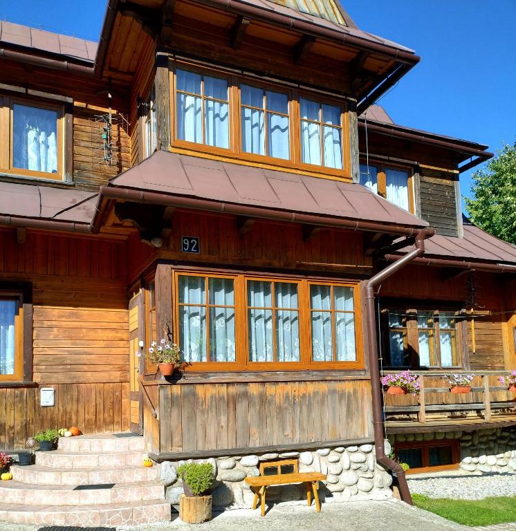 Halne Izby - Pokoje Gościnne - Housity