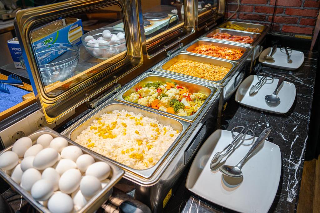 فضای داخلی The Square Park Inn در باکو - تصویر ۳